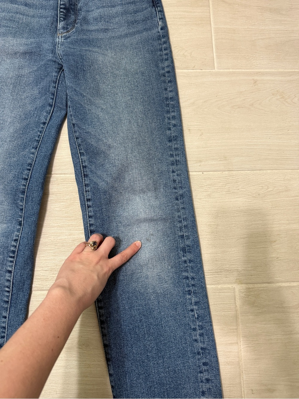 DL1961 Mara Straight 32” Jeans - Picture 7 of 7